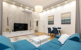 City Center Grand Luxury W 2Br/2Bt