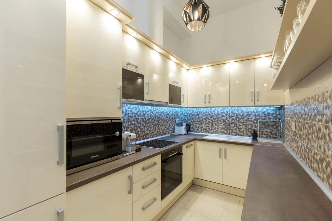 City Center Grand Luxury W 2Br/2Bt Budapest Exterior photo