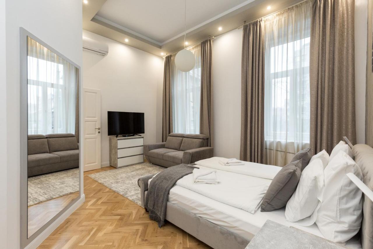 City Center Grand Luxury W 2Br/2Bt Budapest Exterior photo